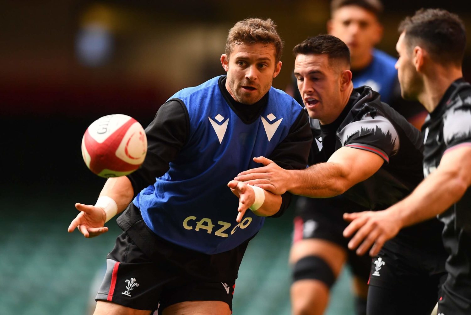 Leigh Halfpenny returns to Wales side - Scarlets Rugby