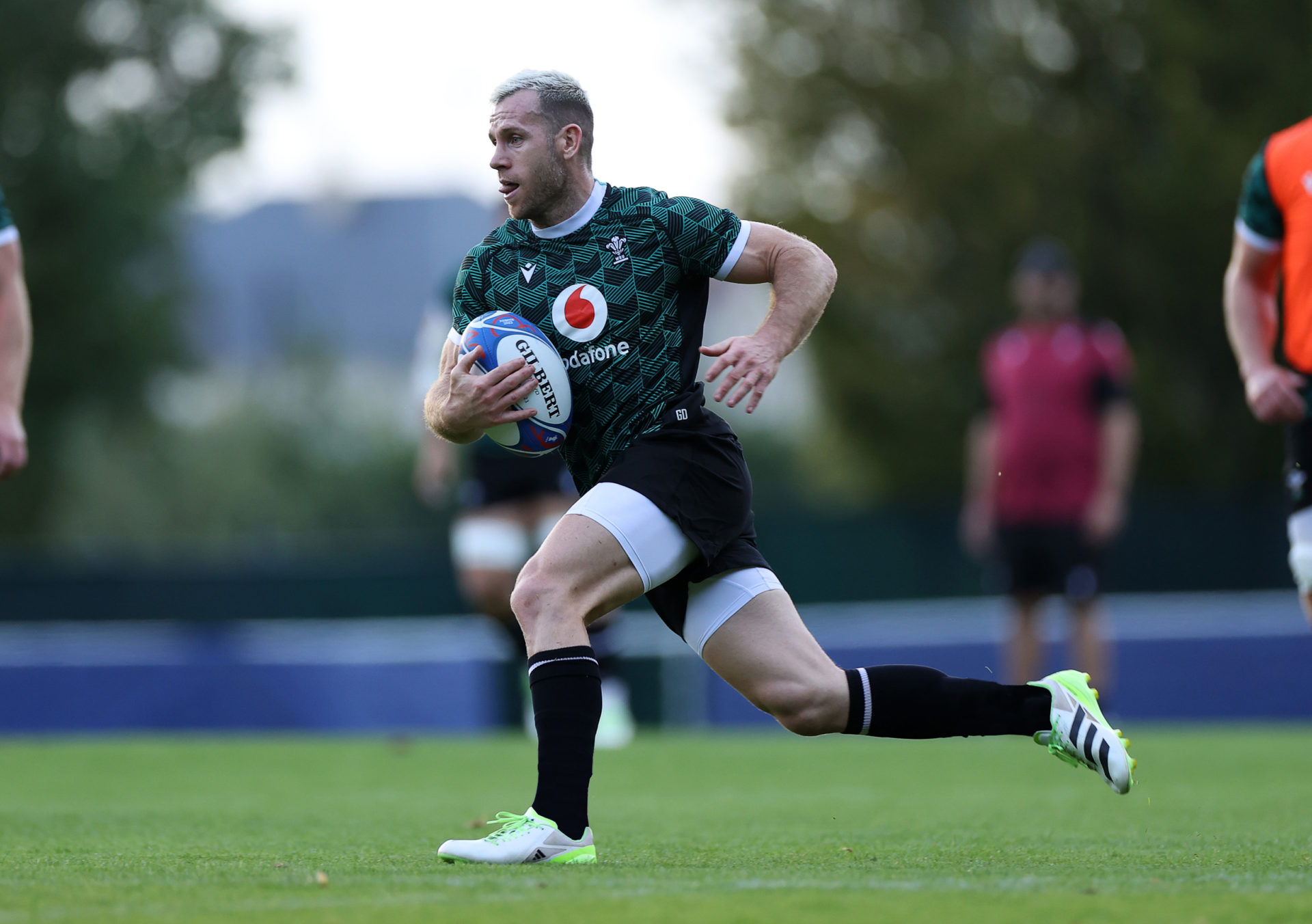 Ryan Elias & Gareth Davies named to face Australia in Lyon - Scarlets Rugby