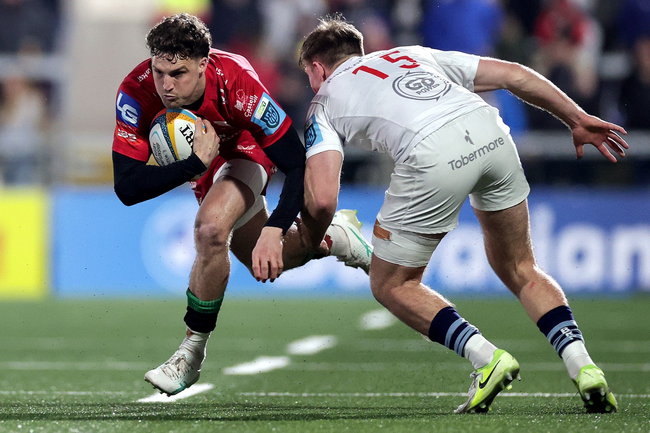 Tomi Lewis signs new Scarlets contract - Scarlets Rugby